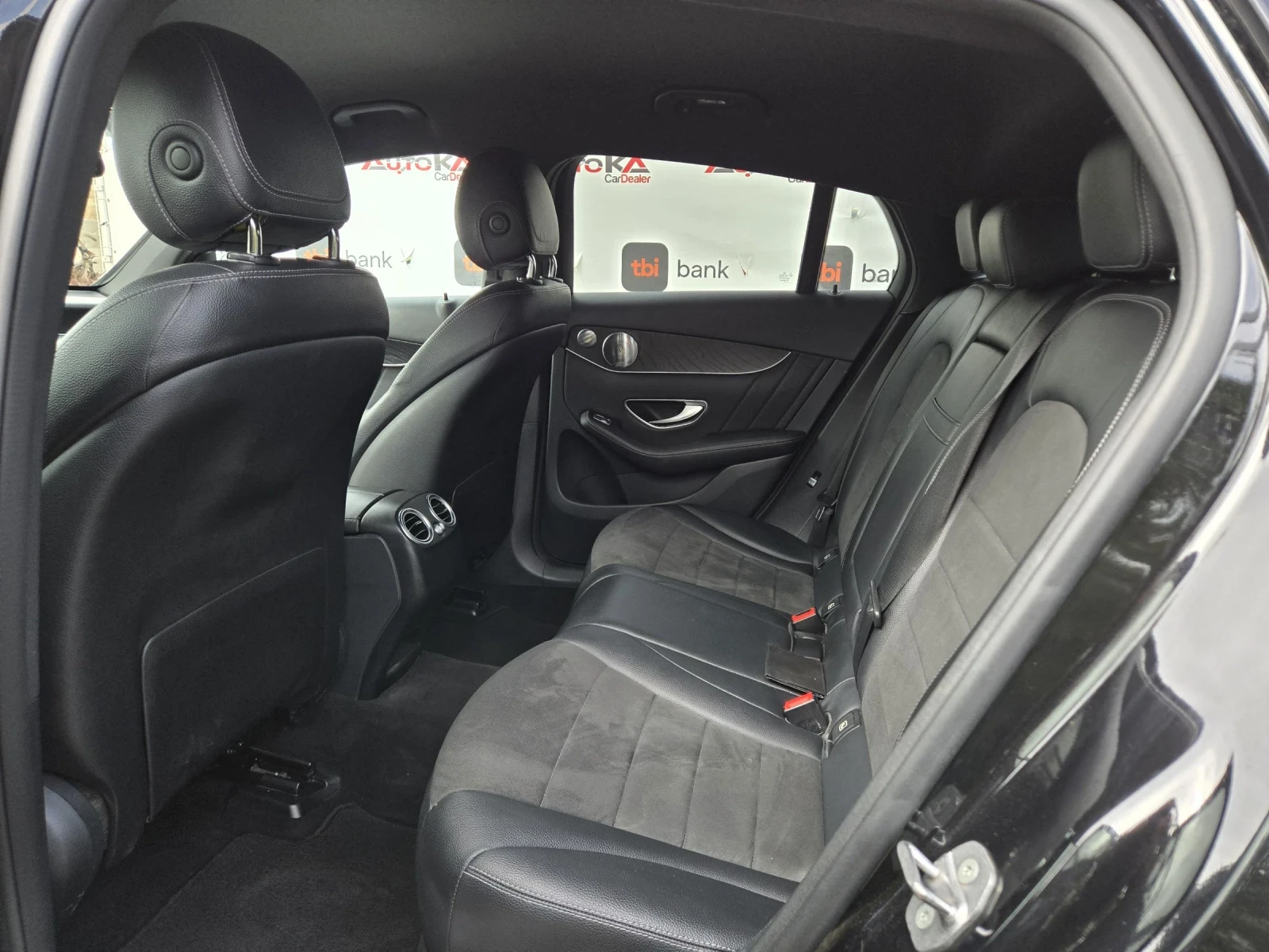 Mercedes-Benz GLC 250 2.2CDI-204кс= COUPE= AMG LINE= 9G= BURMESTER, снимка 9 - Автомобили и джипове - 54195292