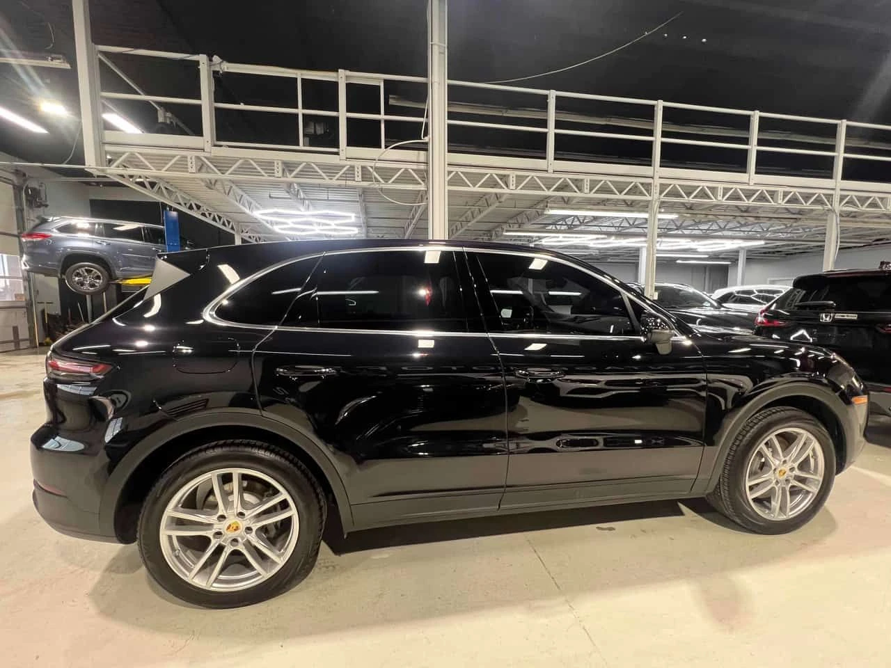 Porsche Cayenne  S * БЕЗ ПЪРВОНАЧАЛНА ВНОСКА, снимка 3 - Автомобили и джипове - 54542759