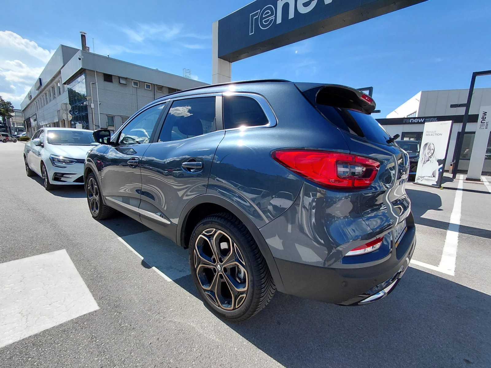 Renault Kadjar 1.3TCe/160к.с/Bose Edition/EDC, снимка 5 - Автомобили и джипове - 54994583