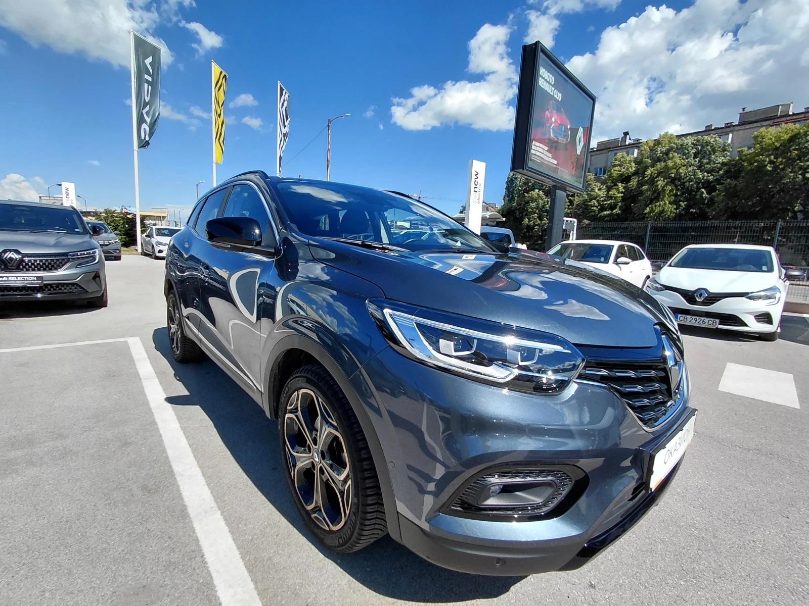 Renault Kadjar 1.3TCe/160к.с/Bose Edition/EDC, снимка 3 - Автомобили и джипове - 54994583