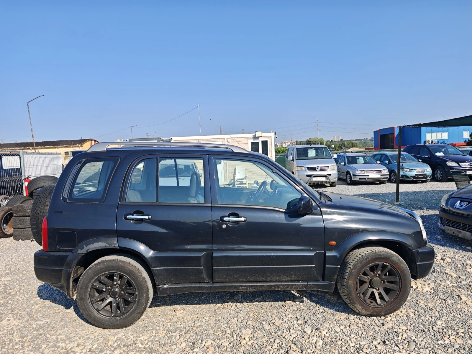 Suzuki Vitara 2.0i, снимка 4 - Автомобили и джипове - 55584344