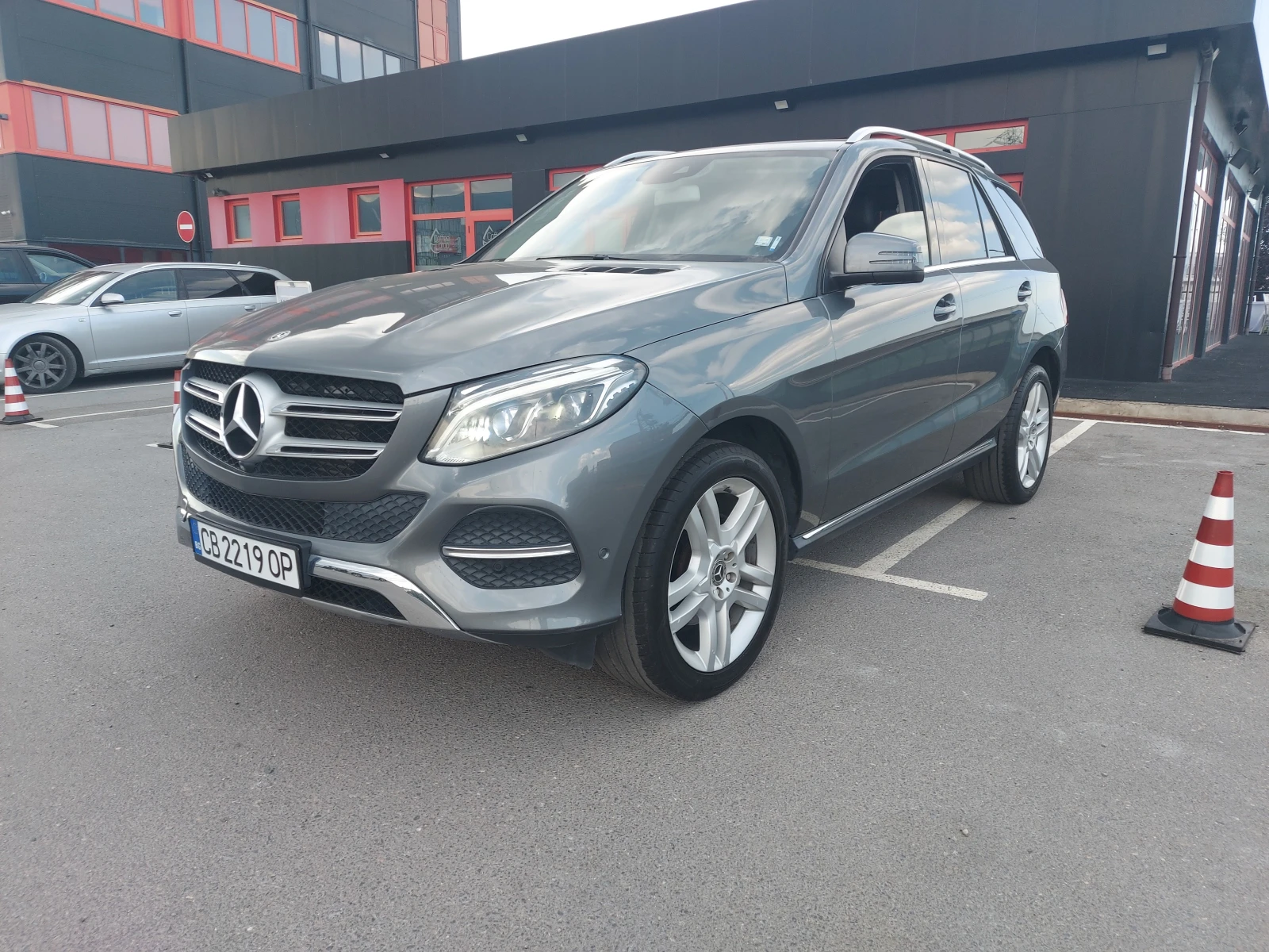 Mercedes-Benz GLE 250 d* 4 MATIC* 9G-TRONIC* NAVI* КОЖА* FULL EXTRI