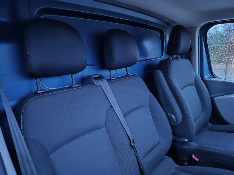 Renault Trafic 1.6 , снимка 12 - Бусове и автобуси - 52893463