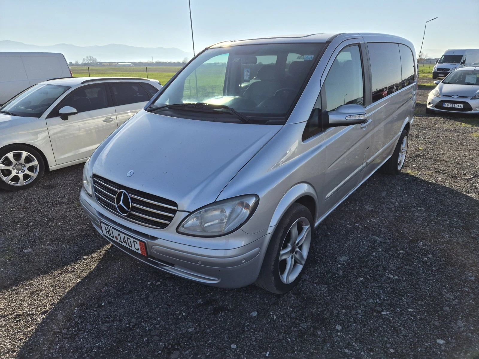 Mercedes-Benz Viano  - изображение 9