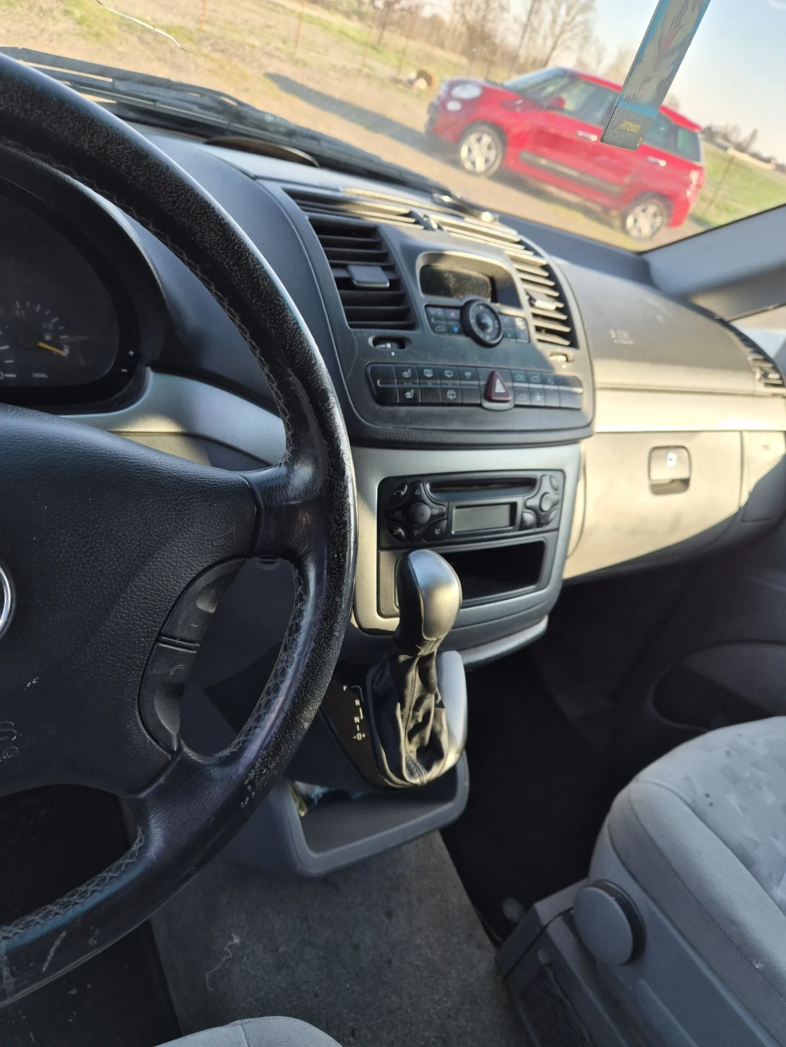 Mercedes-Benz Viano  - изображение 3