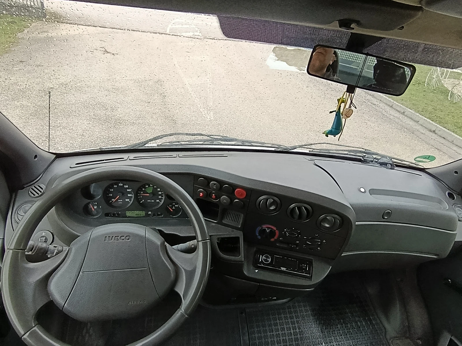 Iveco 35c11 Тристранен самосвал  - изображение 10