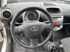 Toyota Aygo 1.0 VVT-i 68hp BVM5 E5, снимка 12