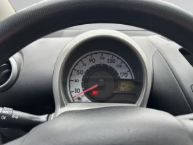 Toyota Aygo 1.0 VVT-i 68hp BVM5 E5, снимка 13