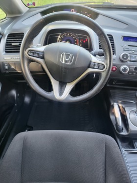 Honda Civic 1.8ЧИСТ-БЕНЗИН-АВТОМАТ, снимка 13
