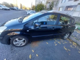 Обява за продажба на Toyota Verso 2.2 D4D ~2 600 лв. - изображение 3