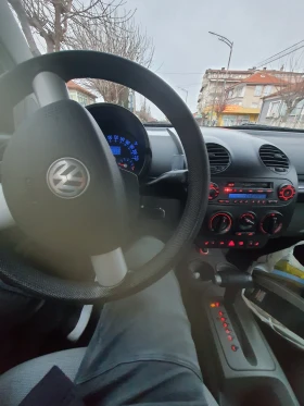 VW Beetle  2.0 benzin  | Mobile.bg    7