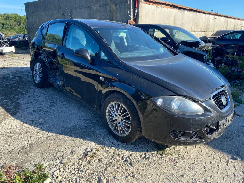 Seat Leon 1.6i, снимка 6 - Автомобили и джипове - 38069436