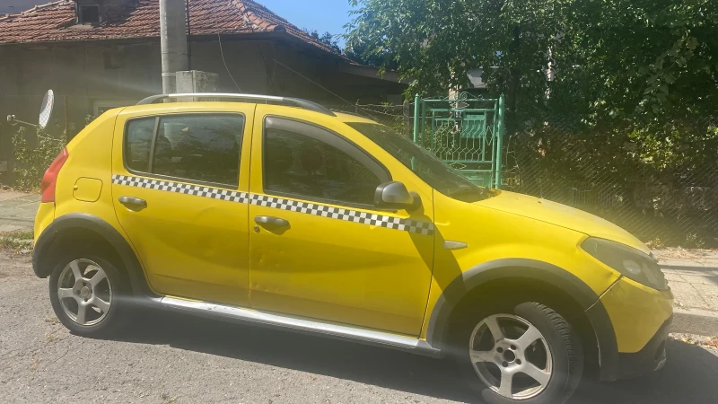 Dacia Sandero Stepway, снимка 1 - Автомобили и джипове - 47161743