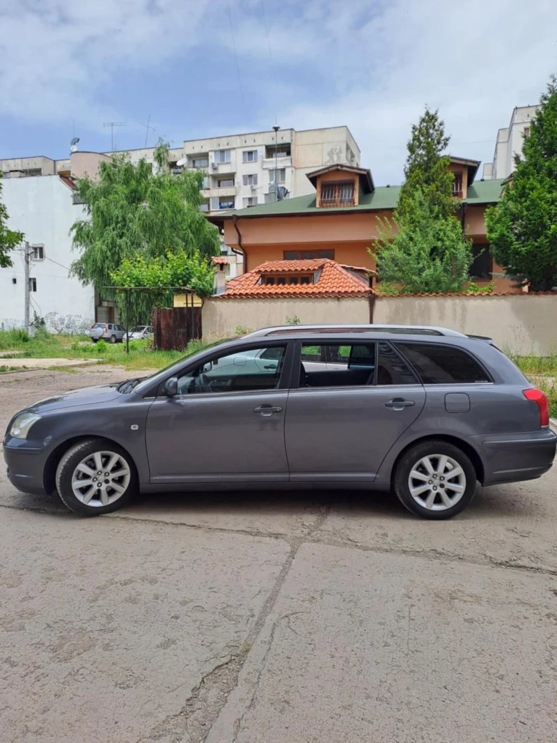 Toyota Avensis 2.0d4d 116, снимка 2 - Автомобили и джипове - 50814845