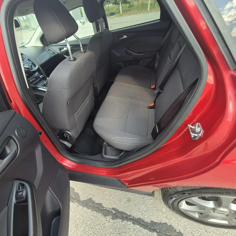 Ford Focus, снимка 12 - Автомобили и джипове - 51275697