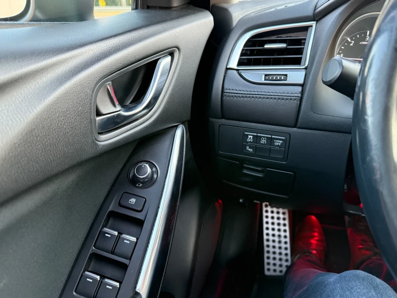 Mazda 6 2.2 SKYACTIV, снимка 13 - Автомобили и джипове - 51737108