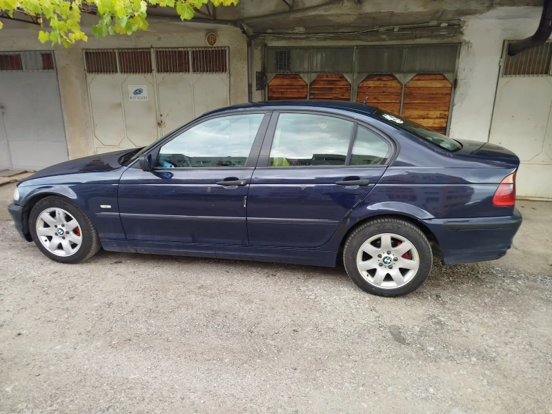 BMW 320, снимка 2 - Автомобили и джипове - 52016657