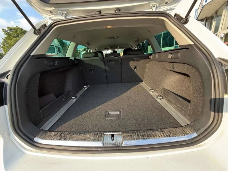 VW Passat 1.5 TSI, снимка 6 - Автомобили и джипове - 52451318