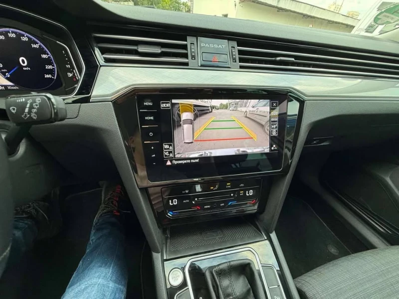 VW Passat 1.5 TSI, снимка 3 - Автомобили и джипове - 52451318