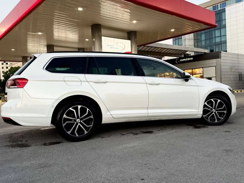 VW Passat 1.5 TSI, снимка 9 - Автомобили и джипове - 52451318