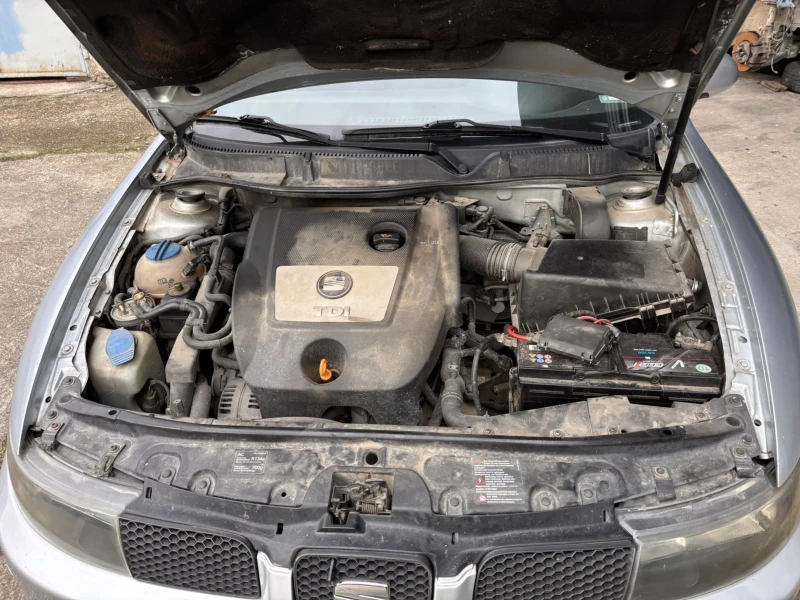 Seat Leon 130 ASZ, снимка 9 - Автомобили и джипове - 53263225