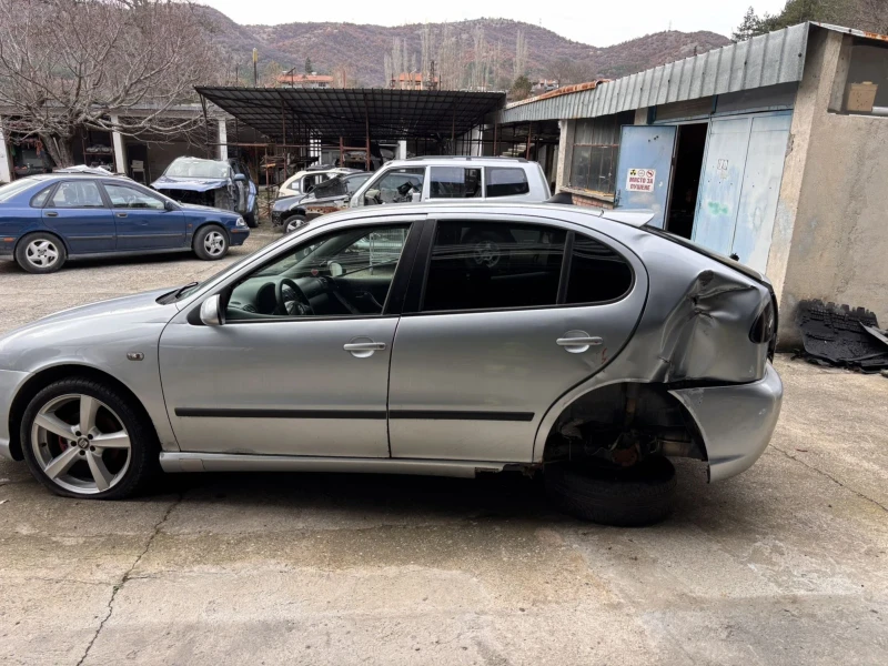 Seat Leon 130 ASZ, снимка 6 - Автомобили и джипове - 53263225
