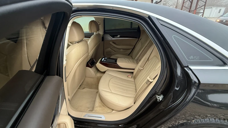 Audi A8 3.0TDI/V6/250кс/guattro/LONG/ВАКУМ/EURO 5/ИТАЛИЯ, снимка 17 - Автомобили и джипове - 53278806