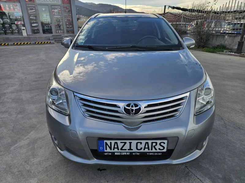 Toyota Avensis 2.2 D-4D/150 к.с., снимка 2 - Автомобили и джипове - 53288987