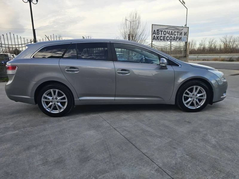 Toyota Avensis 2.2 D-4D/150 к.с., снимка 7 - Автомобили и джипове - 53288987