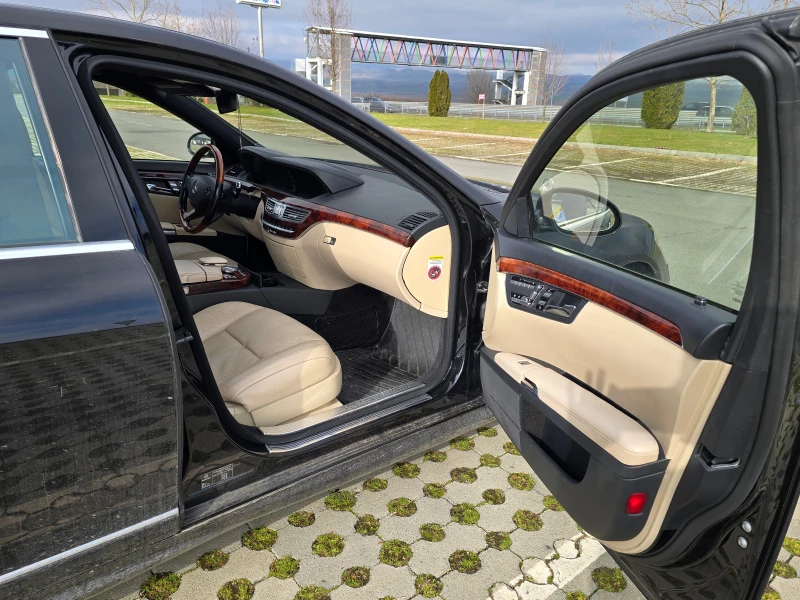 Mercedes-Benz S 500 4Matic, снимка 7 - Автомобили и джипове - 53392251
