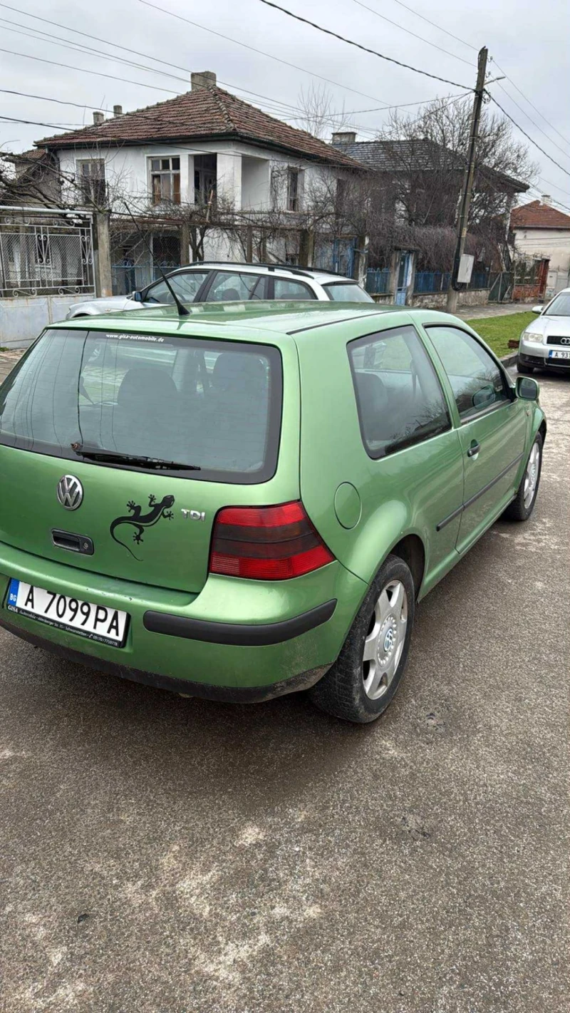 VW Golf 1.9, снимка 6 - Автомобили и джипове - 53432781