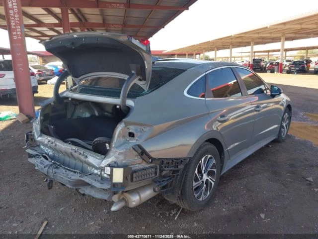 Hyundai Sonata * Hybrid* High Beam* Камера* Blind* Remote* Smartk, снимка 6 - Автомобили и джипове - 53028441