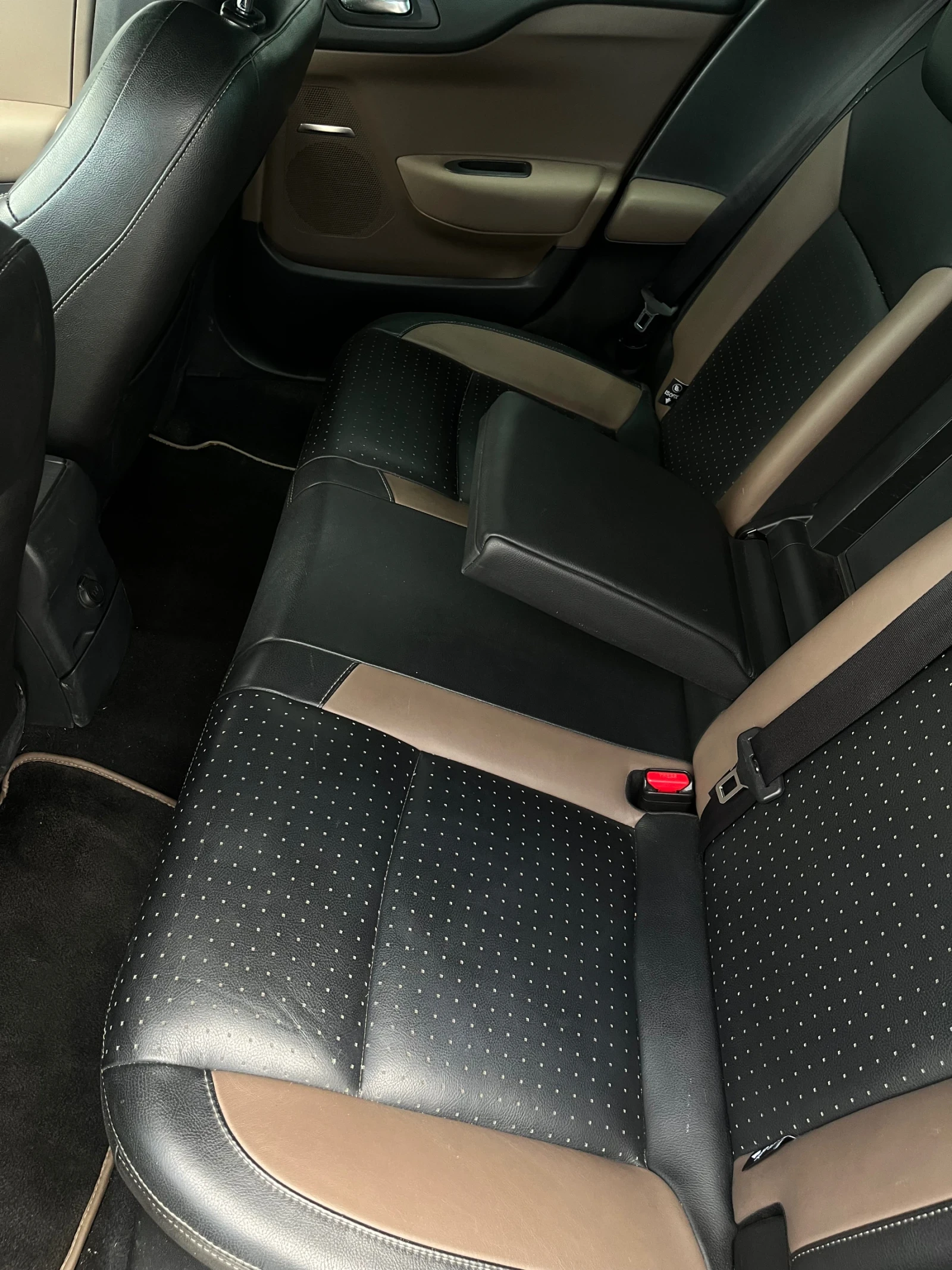 Citroen DS4 2.0 HDI SportChic - изображение 9