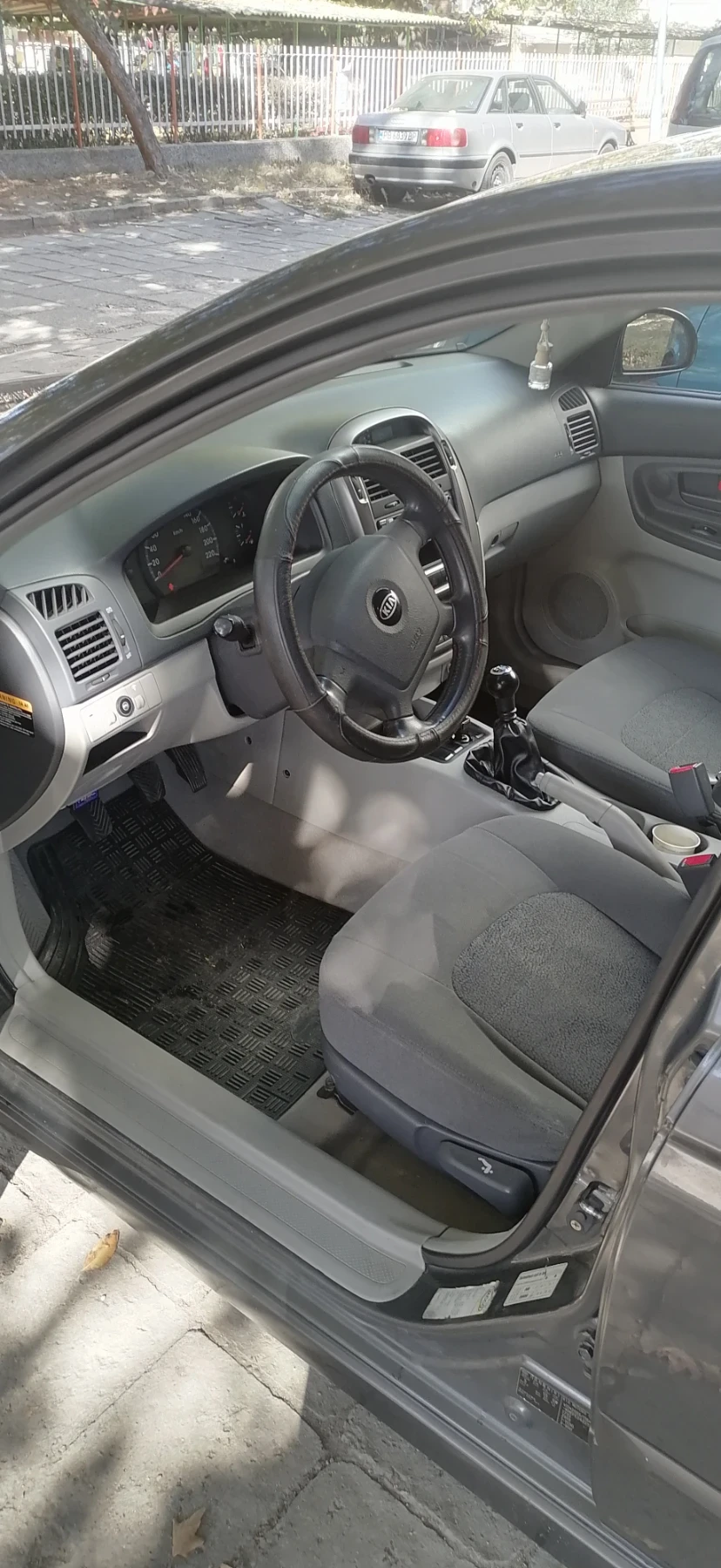 Kia Cerato 1.6 105к.с - изображение 4