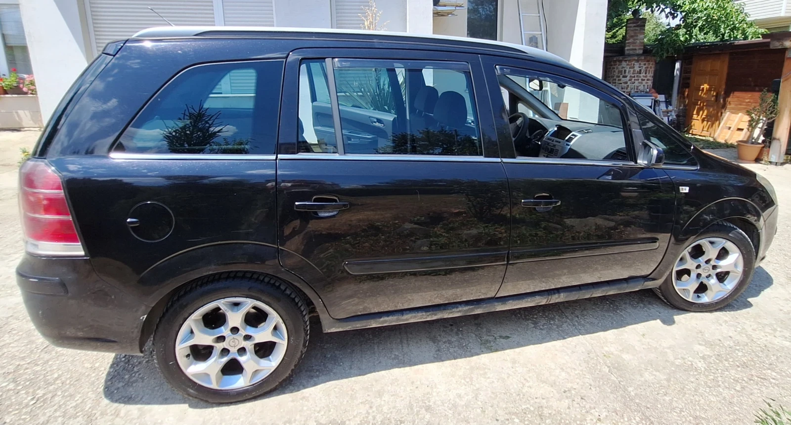Opel Zafira  - изображение 4