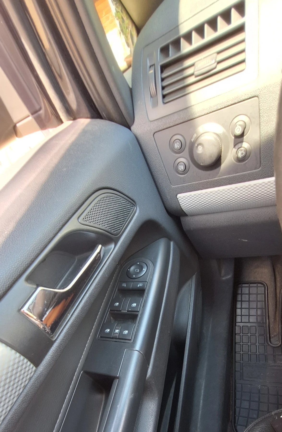 Opel Zafira  - изображение 9