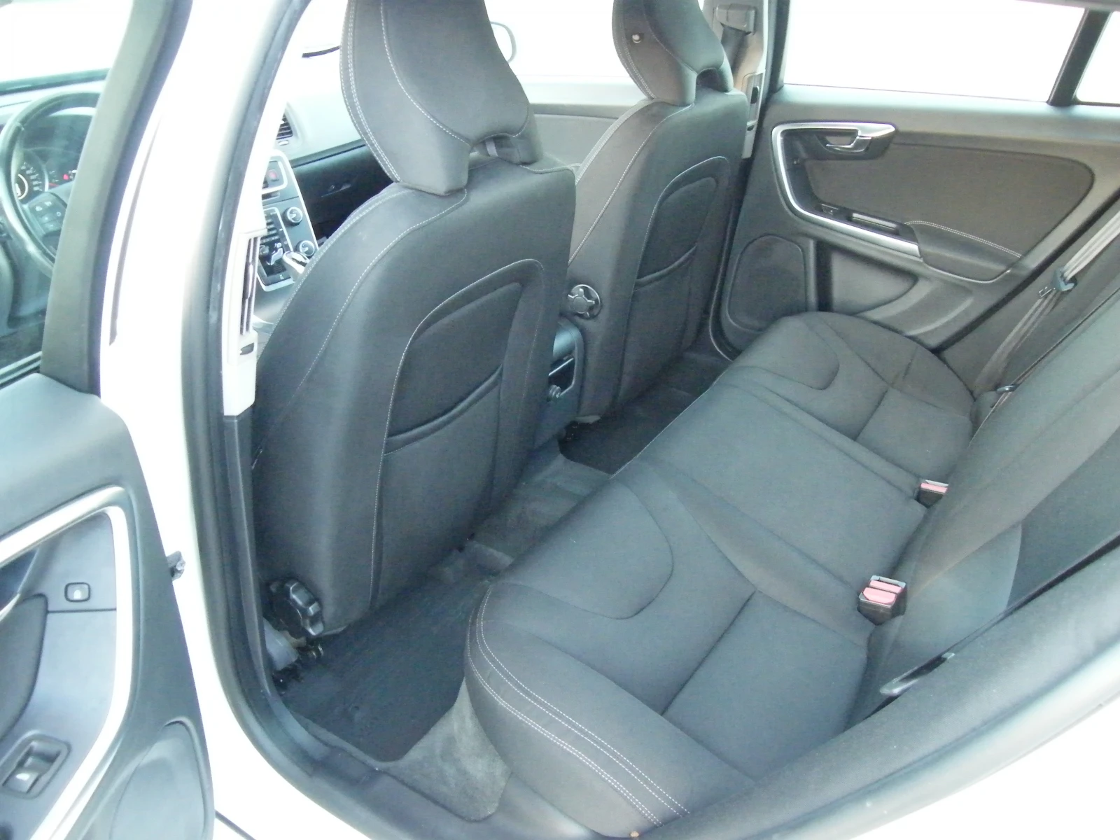 Volvo V60 2.0 D3 132000km. NAVI-AVTOMAT | Mobile.bg   12