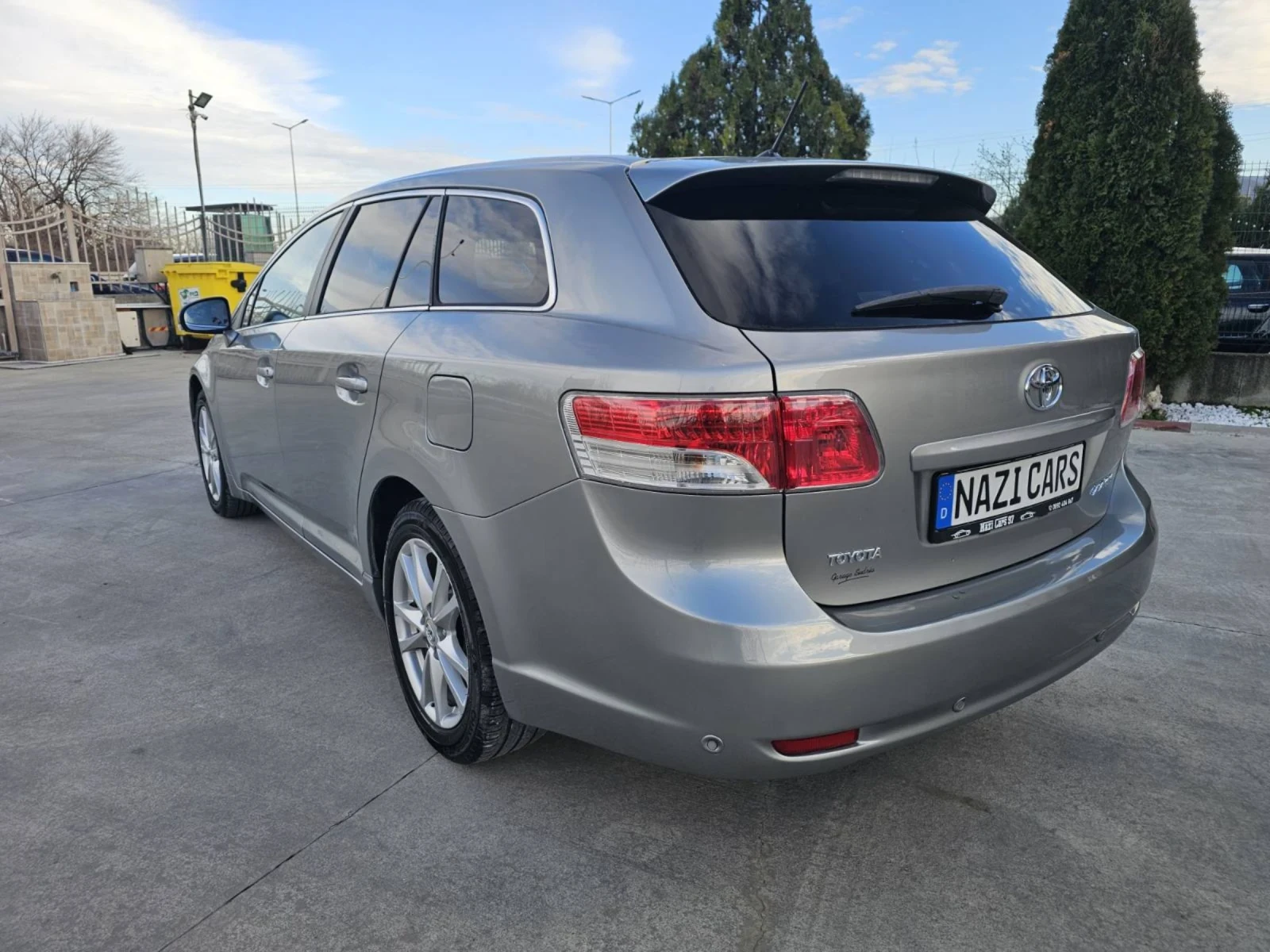Toyota Avensis 2.2 D-4D/150 к.с. - изображение 4