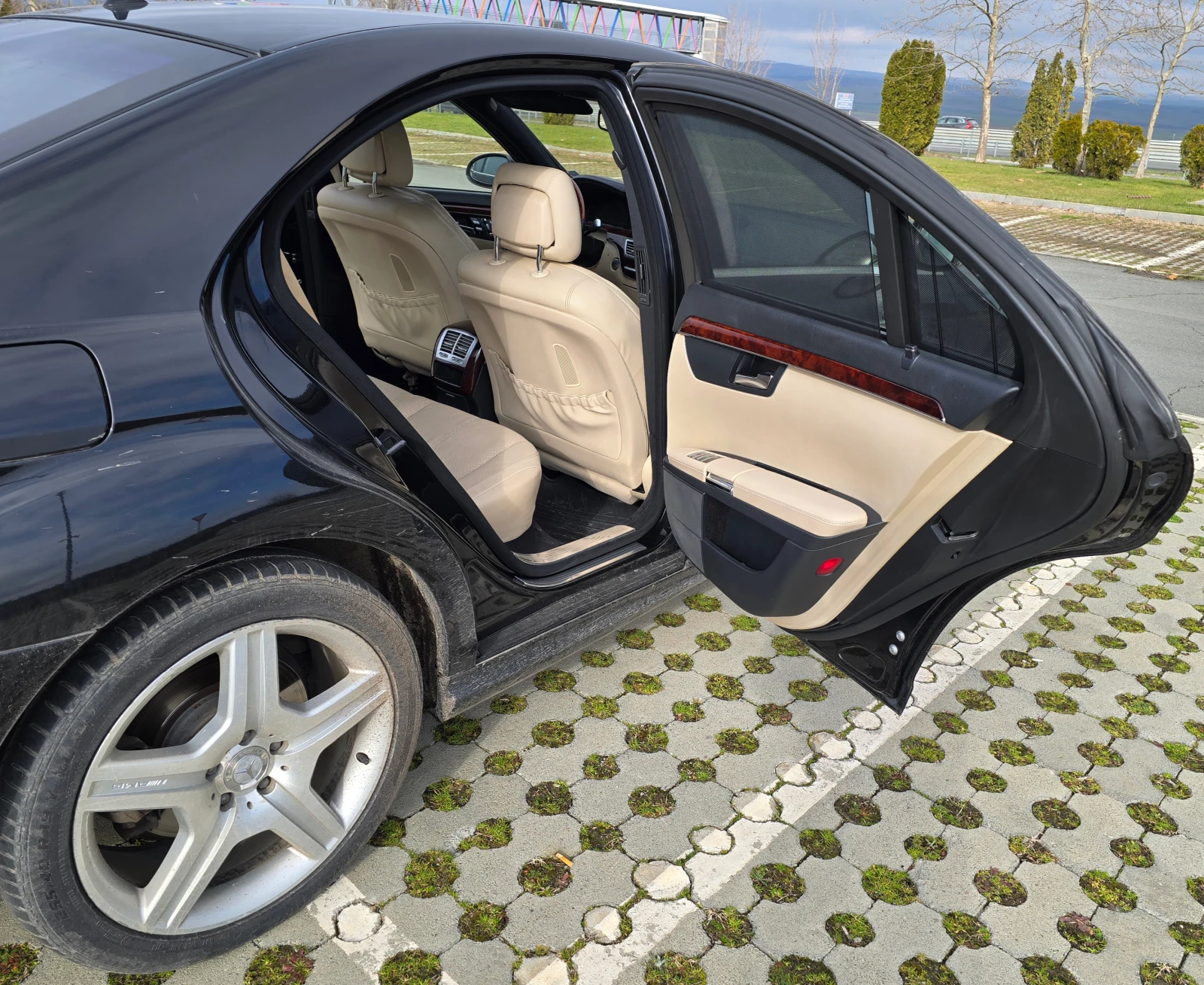 Mercedes-Benz S 500 4Matic - изображение 8