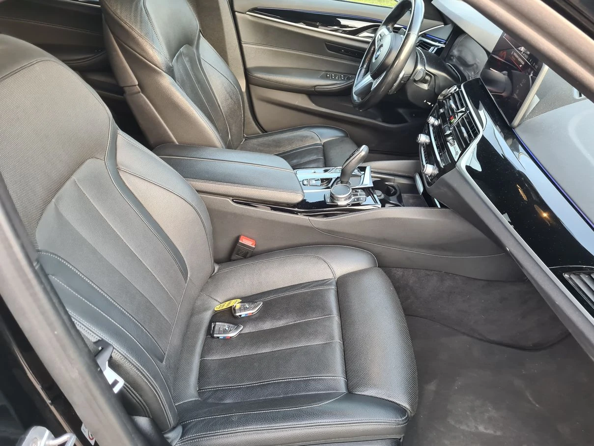 BMW 530 2022г. M Sport - xDrive -199.050 km, снимка 11 - Автомобили и джипове - 54019099