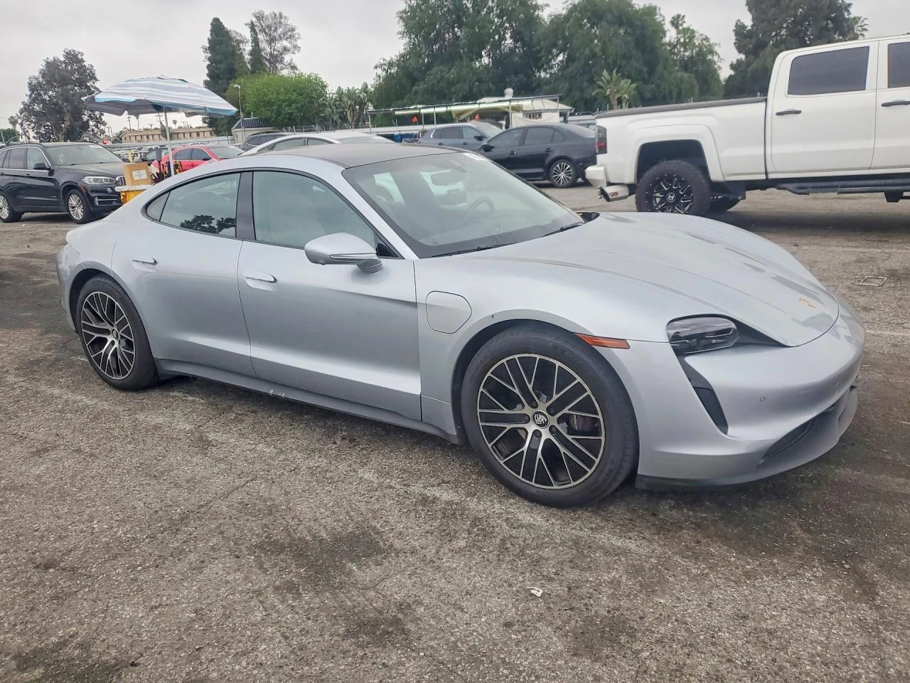 Porsche Taycan Rear-Wheel Drive, снимка 4 - Автомобили и джипове - 54315374