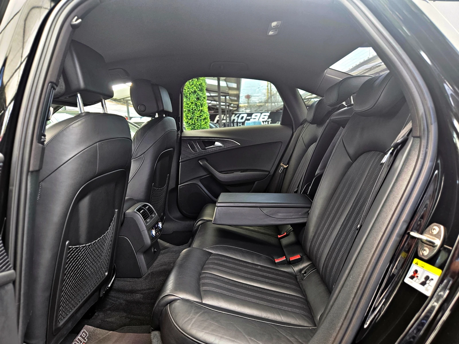 Audi A6 COMPETITION/S-LINE/DISTR/BOSE/CAMERA/ПОДГРЕВ/LIZIN, снимка 16 - Автомобили и джипове - 54354104