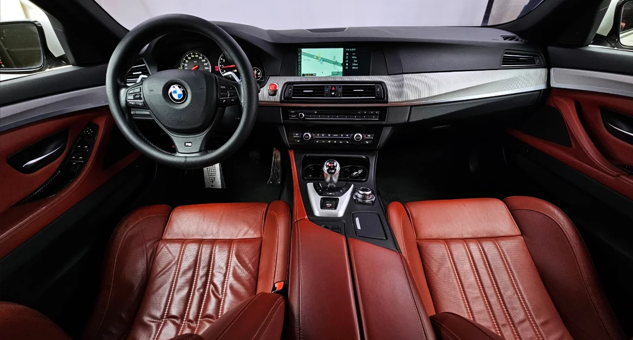 BMW M5, снимка 8 - Автомобили и джипове - 54493109