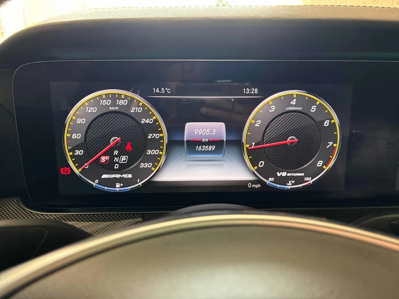Mercedes-Benz E 63 AMG * S * МАСАЖИ * ДИСТРОНИК * 360 * BURMESTER, снимка 8 - Автомобили и джипове - 54647723