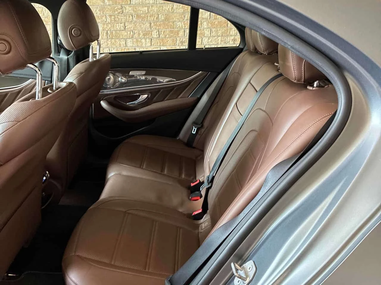 Mercedes-Benz E 63 AMG * S * МАСАЖИ * ДИСТРОНИК * 360 * BURMESTER, снимка 11 - Автомобили и джипове - 54647723