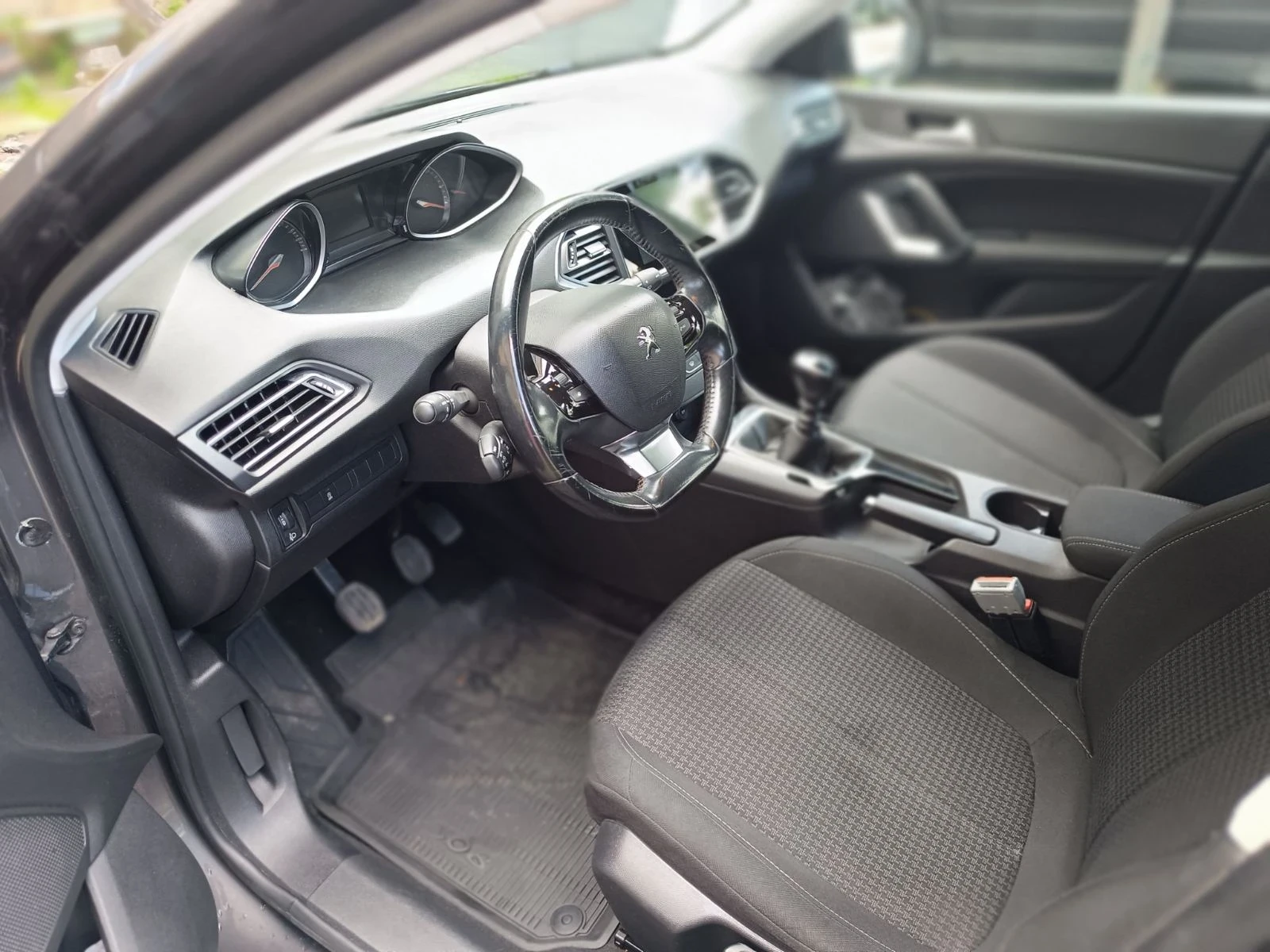 Peugeot 308, снимка 13 - Автомобили и джипове - 54923613