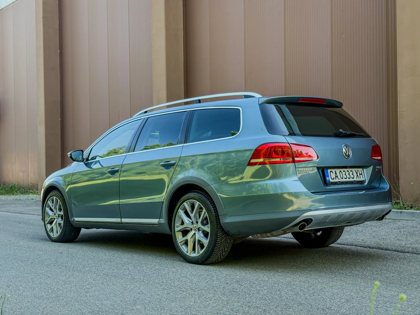 VW Passat 2.0D 4х4 177к.с. МАСАЖ/ОБДУХВАНЕ ГАРАНЦИЯ 6 МЕСЕЦА, снимка 3 - Автомобили и джипове - 55243176