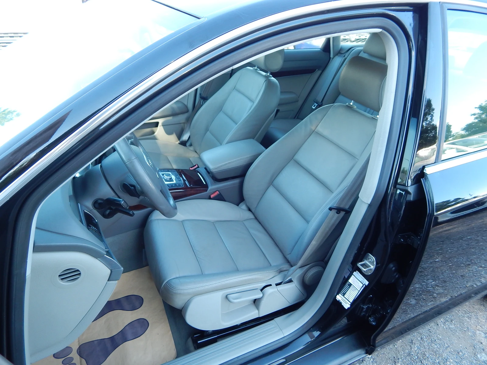 Audi A6 3.0D* 257000km.* СЕРВИЗНИ ДОКУМЕНТИ* , снимка 11 - Автомобили и джипове - 55248532