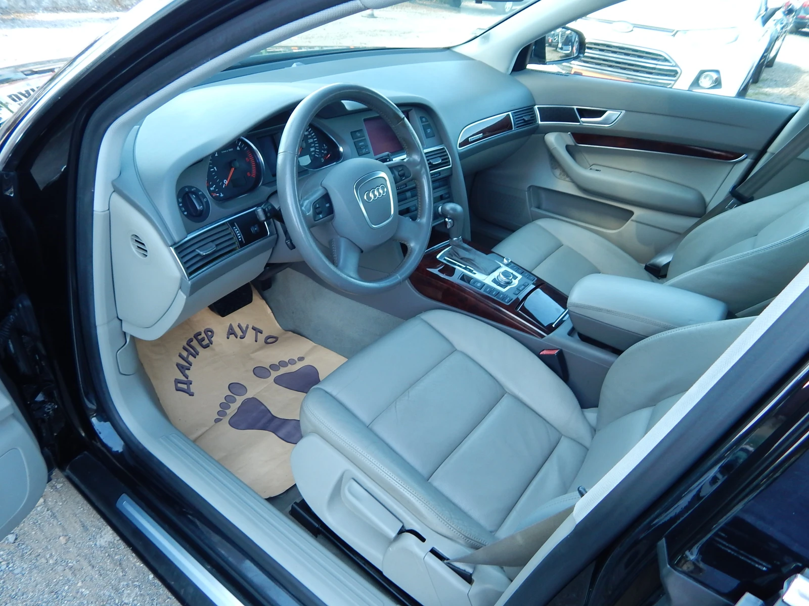 Audi A6 3.0D* 257000km.* СЕРВИЗНИ ДОКУМЕНТИ* , снимка 9 - Автомобили и джипове - 55248532
