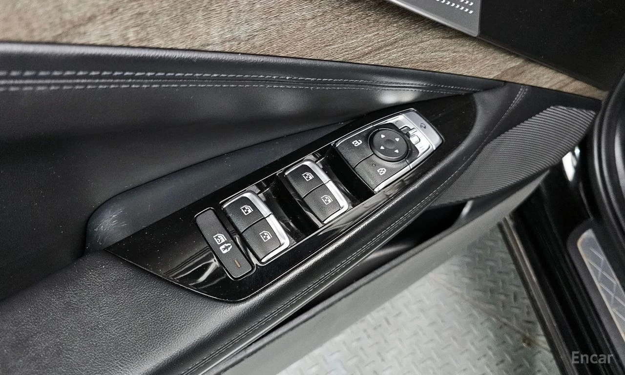 Kia K8 3.5* LPG* ПОДГРЕВ* ОБДУХВАНЕ* 360КАМЕРА* КЕЙЛЕС* , снимка 6 - Автомобили и джипове - 55395342